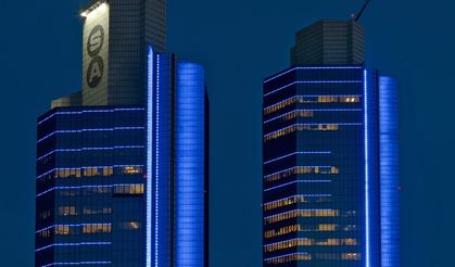 Sabancı Holding (SAHOL) hissesinde alım aralığı verdi